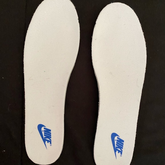 Nike Dunk Low SP Kentucky 2020 - Picture 12 of 13